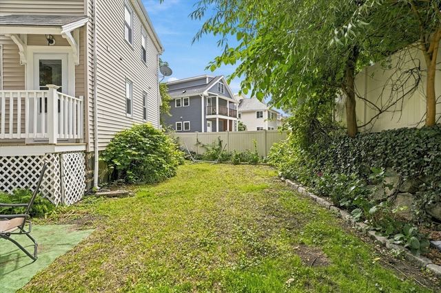 97 Melendy Ave 97, Watertown, MA 02472