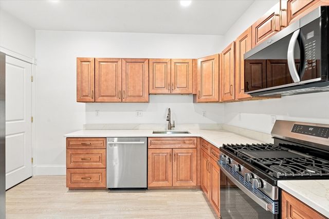97 Melendy Ave 97, Watertown, MA 02472