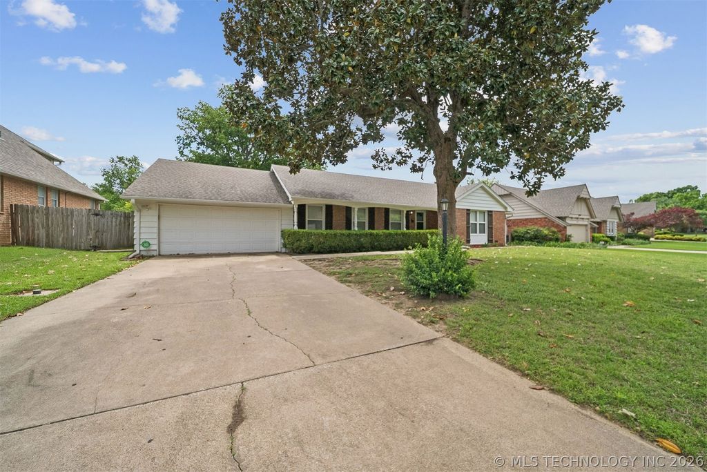 5809 S Kingston Avenue, Tulsa, OK 74135