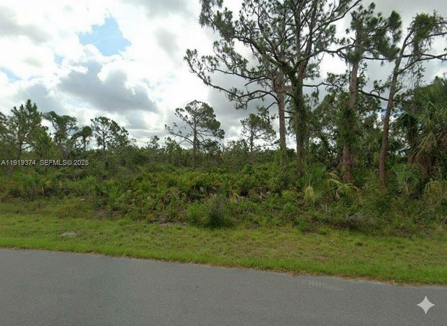 2216 Private Circle, Port Charlotte, FL 33953