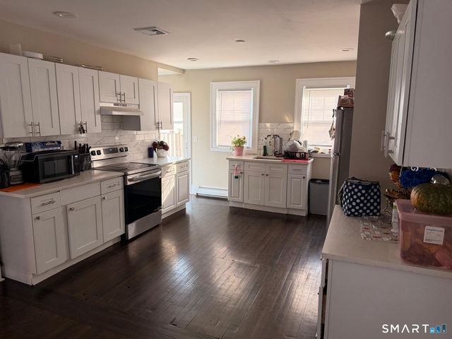 100 Wintergreen Avenue, Hamden, CT 06514