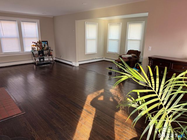 100 Wintergreen Avenue, Hamden, CT 06514