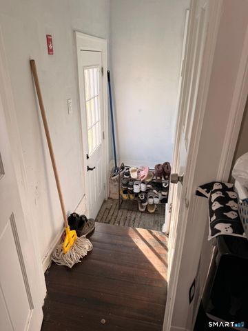 100 Wintergreen Avenue, Hamden, CT 06514