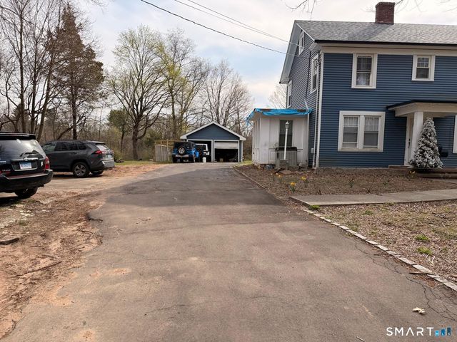 100 Wintergreen Avenue, Hamden, CT 06514