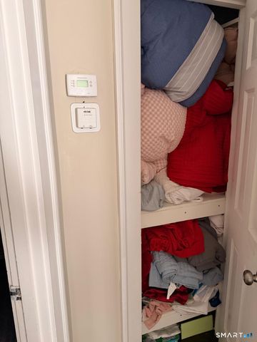 100 Wintergreen Avenue, Hamden, CT 06514