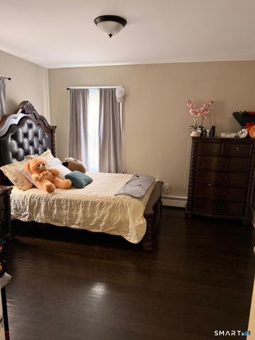 100 Wintergreen Avenue, Hamden, CT 06514