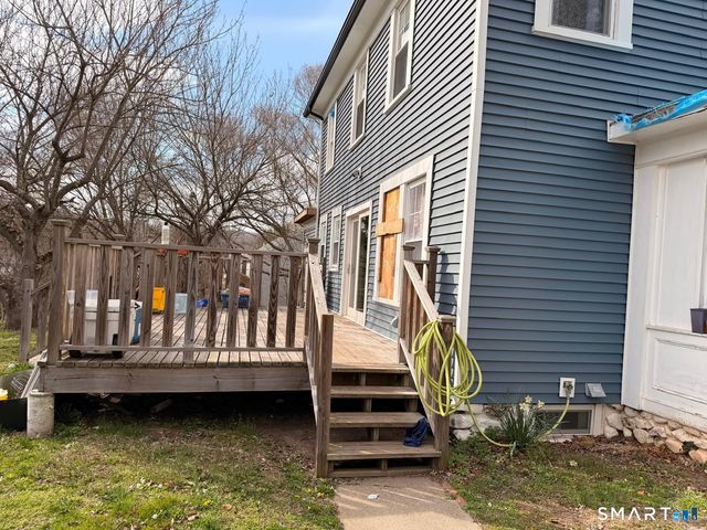 100 Wintergreen Avenue, Hamden, CT 06514