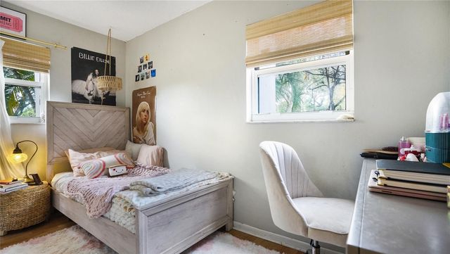 8524 Old Country Manor 106, Davie, FL 33328