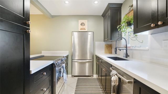 8524 Old Country Manor 106, Davie, FL 33328