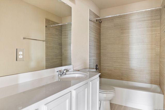 3640 WET CLOUD DR, New Braunfels, TX 78130