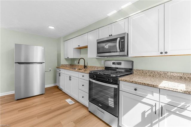 2707 Pinewell ST, Portsmouth, VA 23702