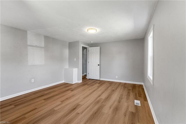 2707 Pinewell ST, Portsmouth, VA 23702