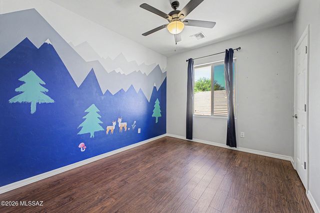 574 S Desert Haven Road, Vail, AZ 85641