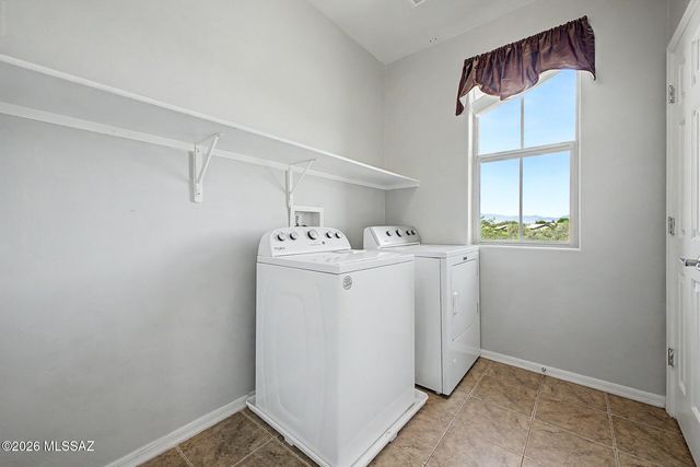 574 S Desert Haven Road, Vail, AZ 85641
