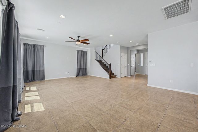 574 S Desert Haven Road, Vail, AZ 85641