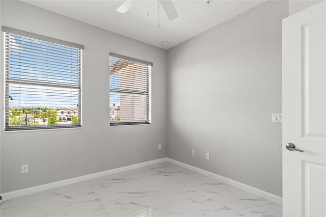 221 SW 159th Way, Pembroke Pines, FL 33027