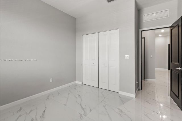 221 SW 159th Way, Pembroke Pines, FL 33027