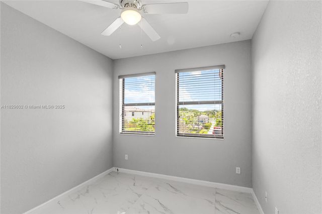 221 SW 159th Way, Pembroke Pines, FL 33027