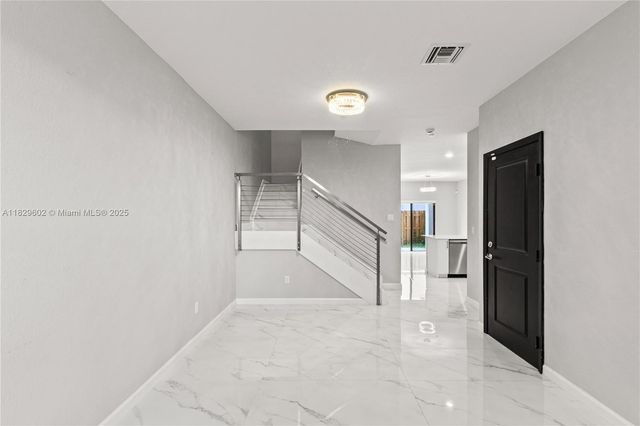 221 SW 159th Way, Pembroke Pines, FL 33027