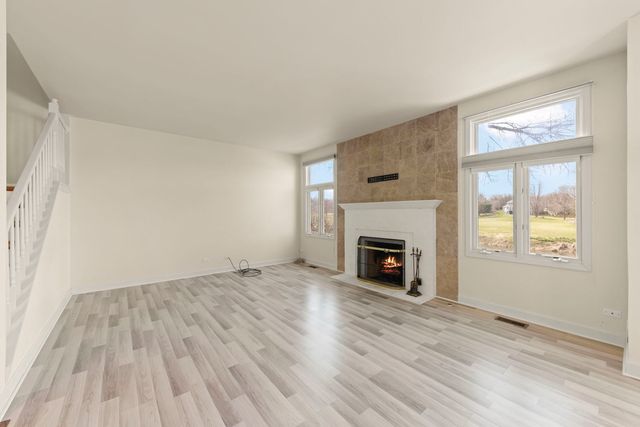 17 Mashie Court, Woodridge, IL 60517