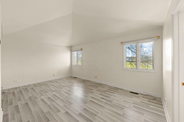 17 Mashie Court, Woodridge, IL 60517