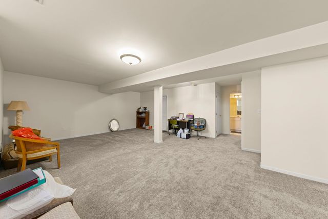 17 Mashie Court, Woodridge, IL 60517