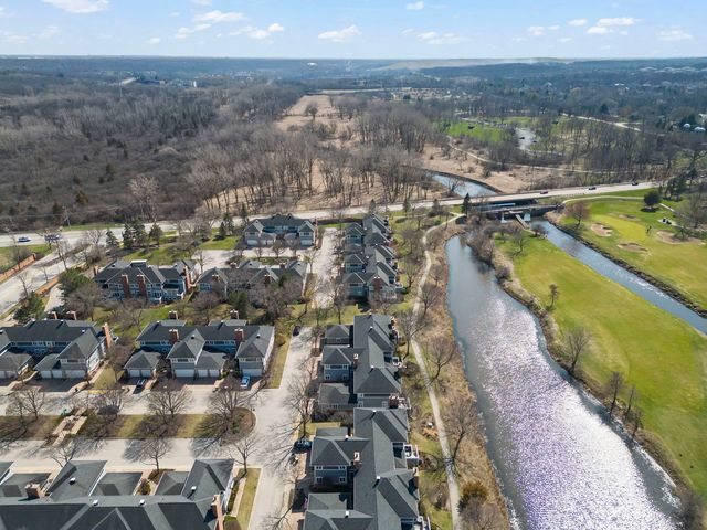 17 Mashie Court, Woodridge, IL 60517