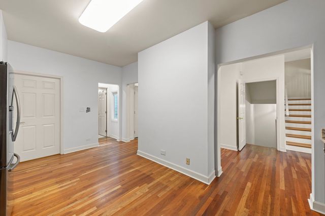 17 Mashie Court, Woodridge, IL 60517