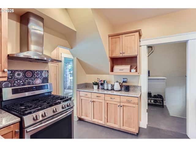 7205 Se 21ST Ave, Portland, OR 97202