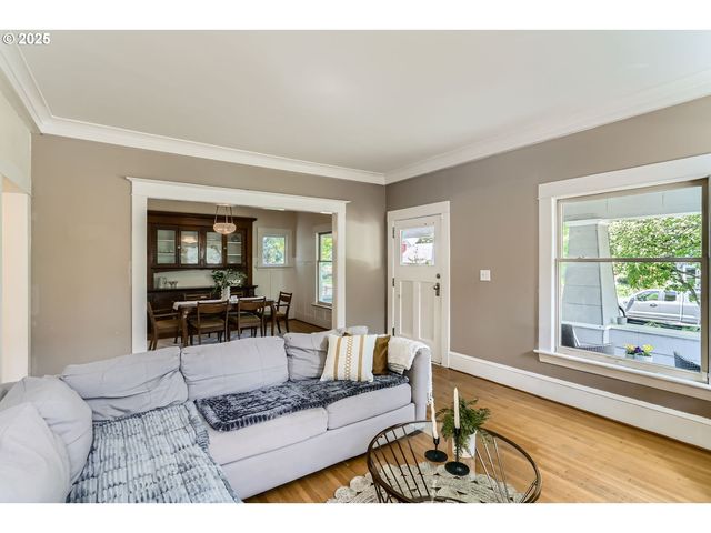 7205 Se 21ST Ave, Portland, OR 97202