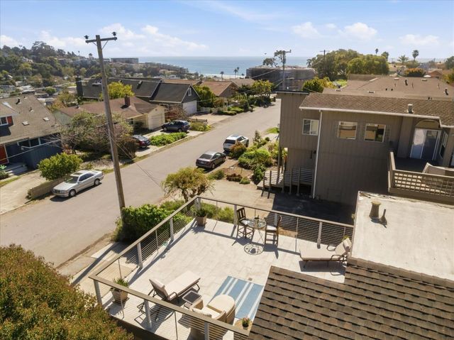 118 Sea Terrace Way, Aptos, CA 95003