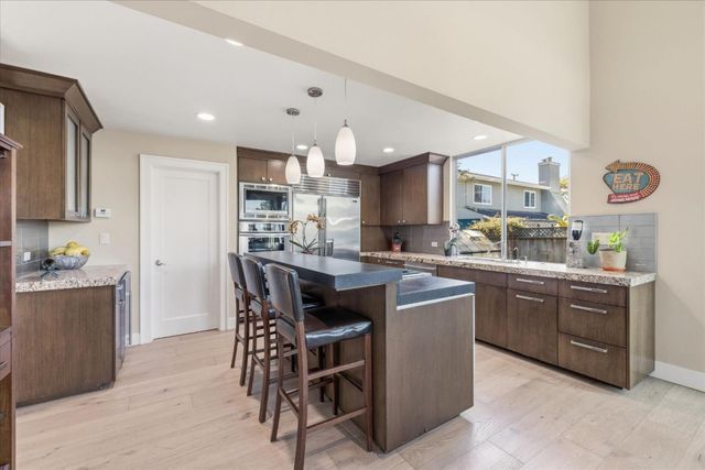 118 Sea Terrace Way, Aptos, CA 95003