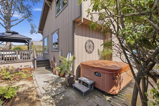 118 Sea Terrace Way, Aptos, CA 95003