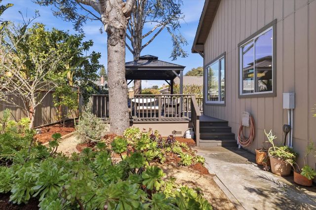 118 Sea Terrace Way, Aptos, CA 95003