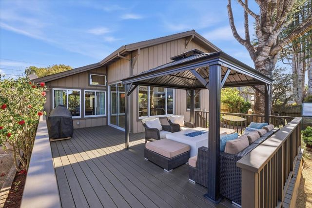 118 Sea Terrace Way, Aptos, CA 95003