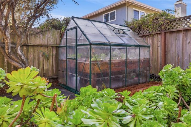 118 Sea Terrace Way, Aptos, CA 95003