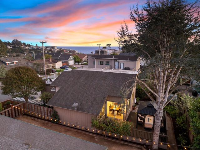 118 Sea Terrace Way, Aptos, CA 95003