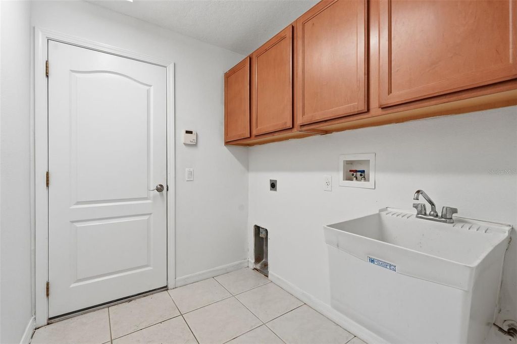 Image 32 of property listing at 19106 BEATRICE LANE, Land O Lakes, FL 34638