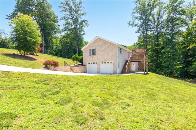 843 Montgomery Court, Walnut Cove, NC 27052
