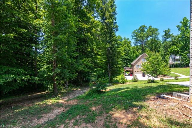 843 Montgomery Court, Walnut Cove, NC 27052
