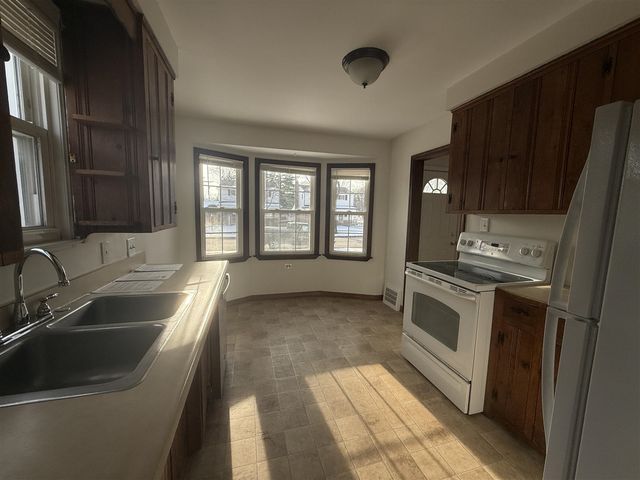 22430 Nowlin Street, Dearborn, MI 48124