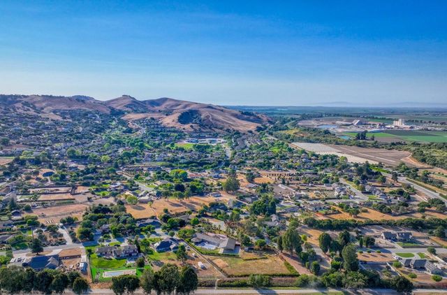 22125 Ranchito Drive, Salinas, CA 93908