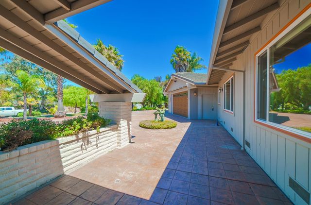 22125 Ranchito Drive, Salinas, CA 93908