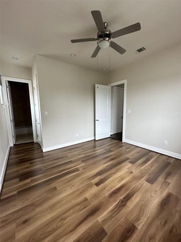 4106 Marina Street, Houston, TX 77007