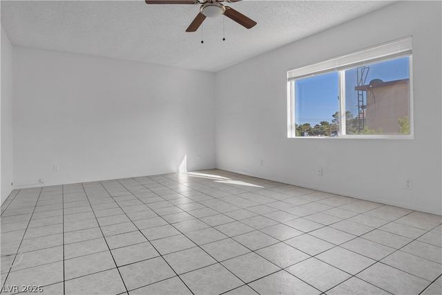 2221 North Jones Boulevard 3, Las Vegas, NV 89108