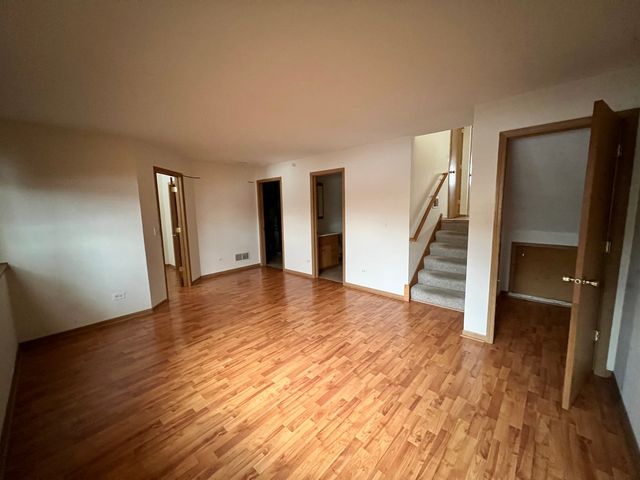 8256 W Chestnut Court, Frankfort, IL 60423