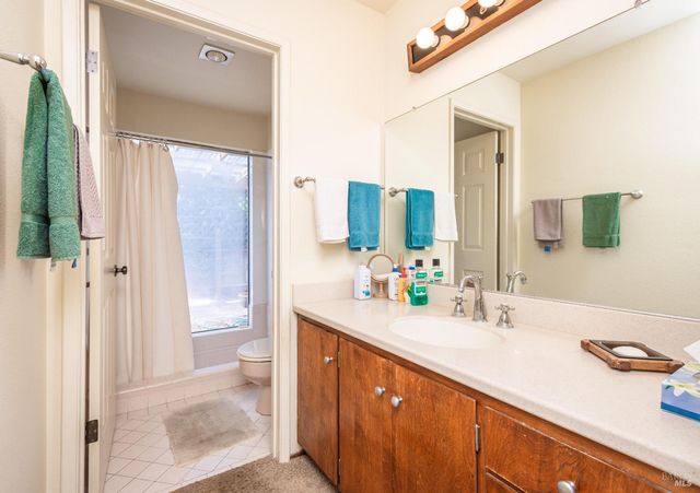 1150 Bayview Ave, Napa, CA 94559