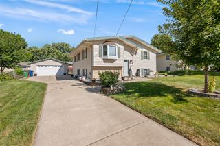 4501 65th Street, Urbandale, IA 50322