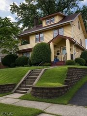 608 Huntington Ave, Plainfield City, NJ 07060
