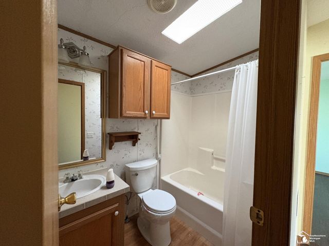 13565 Pear Street, Carleton, MI 48117